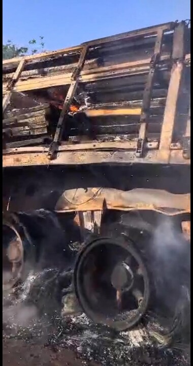 Carreta incendeia em Nova Nazaré - veja vídeo