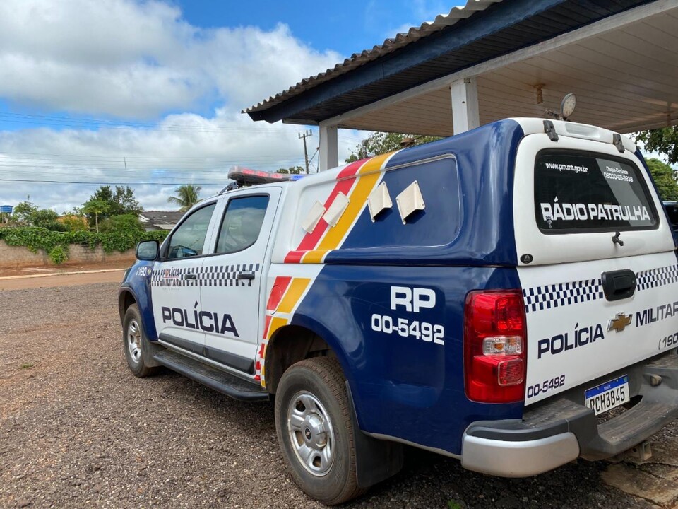 Polícia Militar prende suspeito de estuprar enteada de 9 anos em matagal