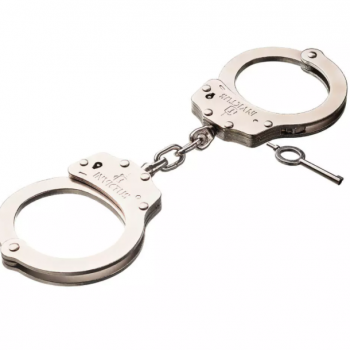 PM localiza homem com mandado de prisão por roubo