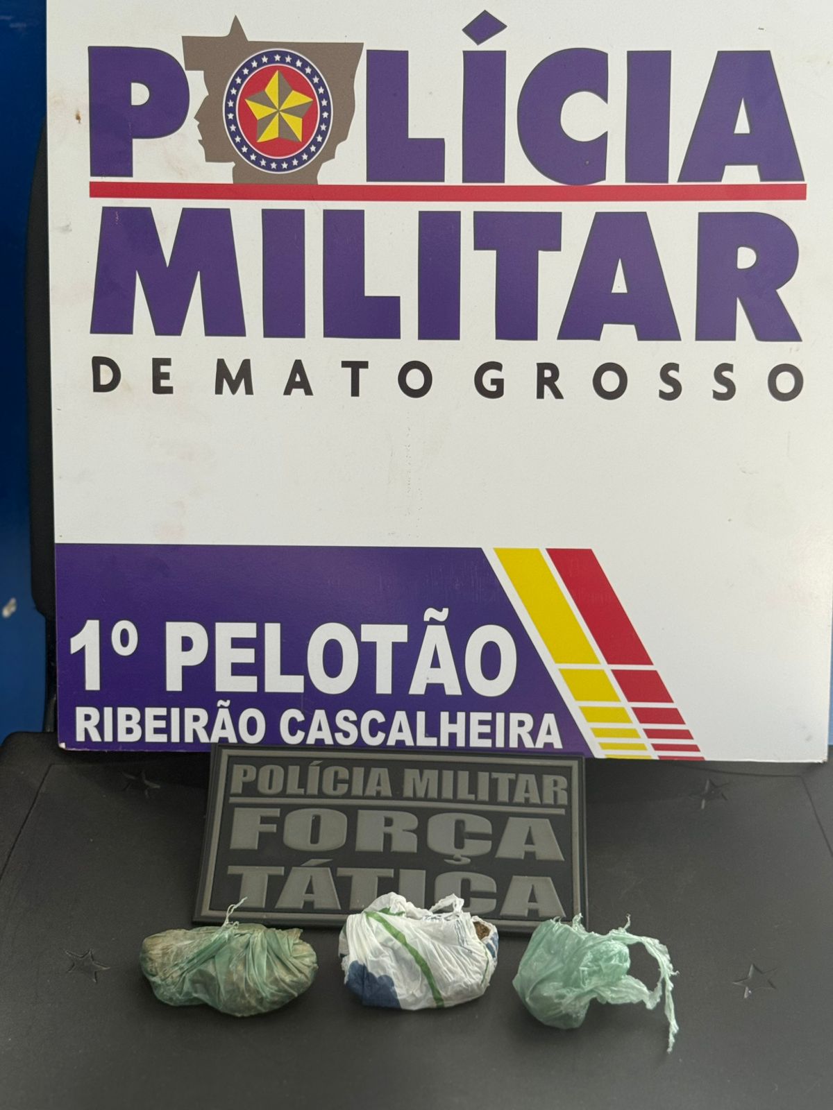 Força Tática prende suspeitos com drogas