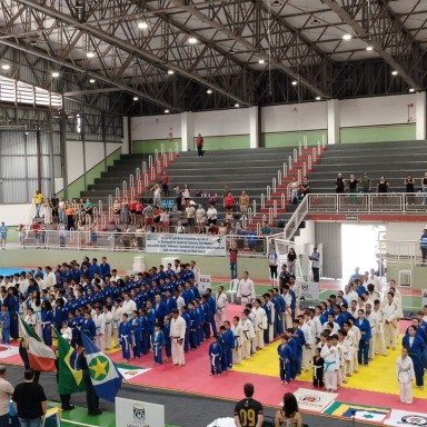 Judocas de Querência conquistam 16 medalhas no 3º Meeting da Liga Matogrossense de Judô, em Várzea Grande